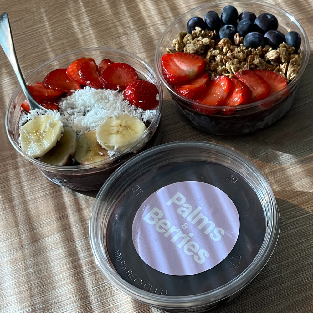 Palms & Berries açaí bowl